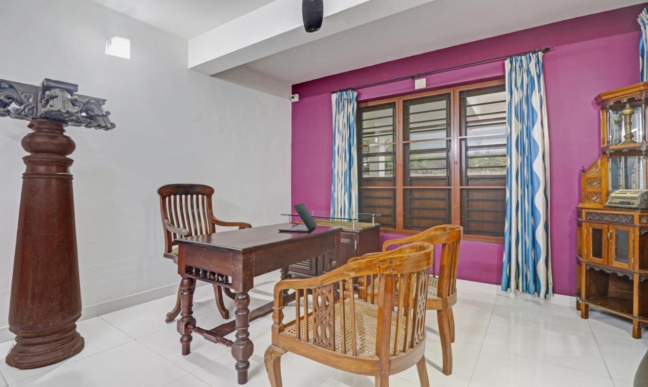 Treebo Backpackers Inn Kochi Dış mekan fotoğraf
